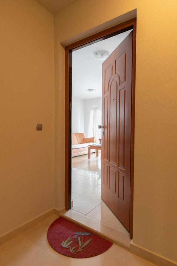 Apartman Mar18 Makarska Exterior foto